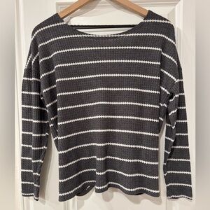 BKE Y2K Oversized Striped Open Back Waffle Knit Long Sleeve Top Grey White